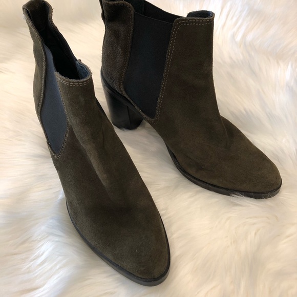 TOPSHOP Missile Olive Green Suede Chelsea Boots - Picture 12 of 15